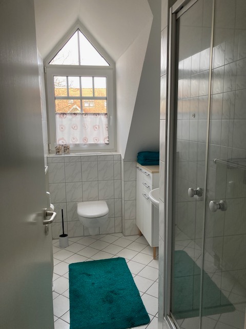 Dusch-Bad_OG Maisonettewohnung Bad Homburg vor der H�he