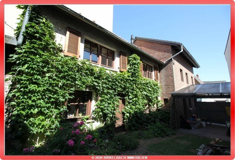 Altbau2+Anbau Oberursel (Taunus) - Oberursel Einfamilienhaus Neues Jahr - mit SOLAR